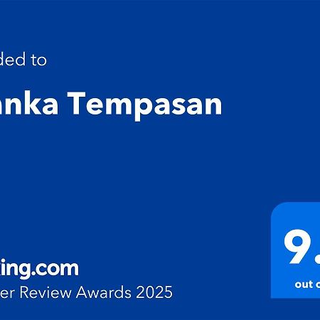 Aranka Tempasan Vila Sangyang Exterior foto