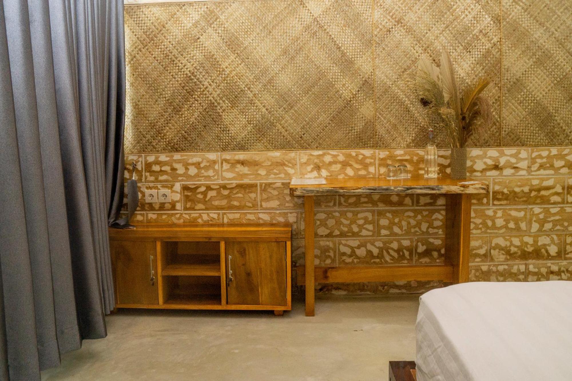 Aranka Tempasan Vila Sangyang Exterior foto