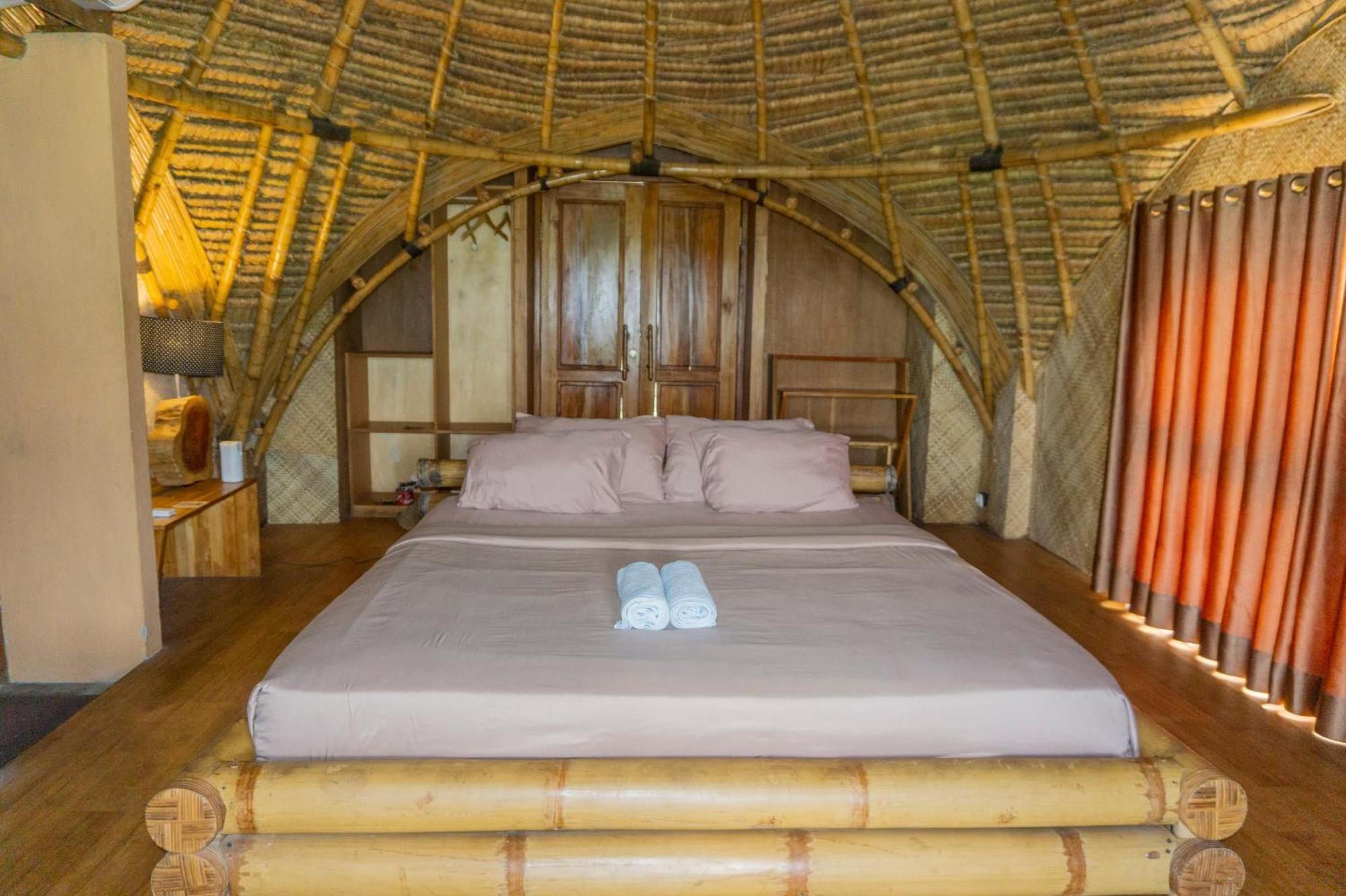 Aranka Tempasan Vila Sangyang Exterior foto
