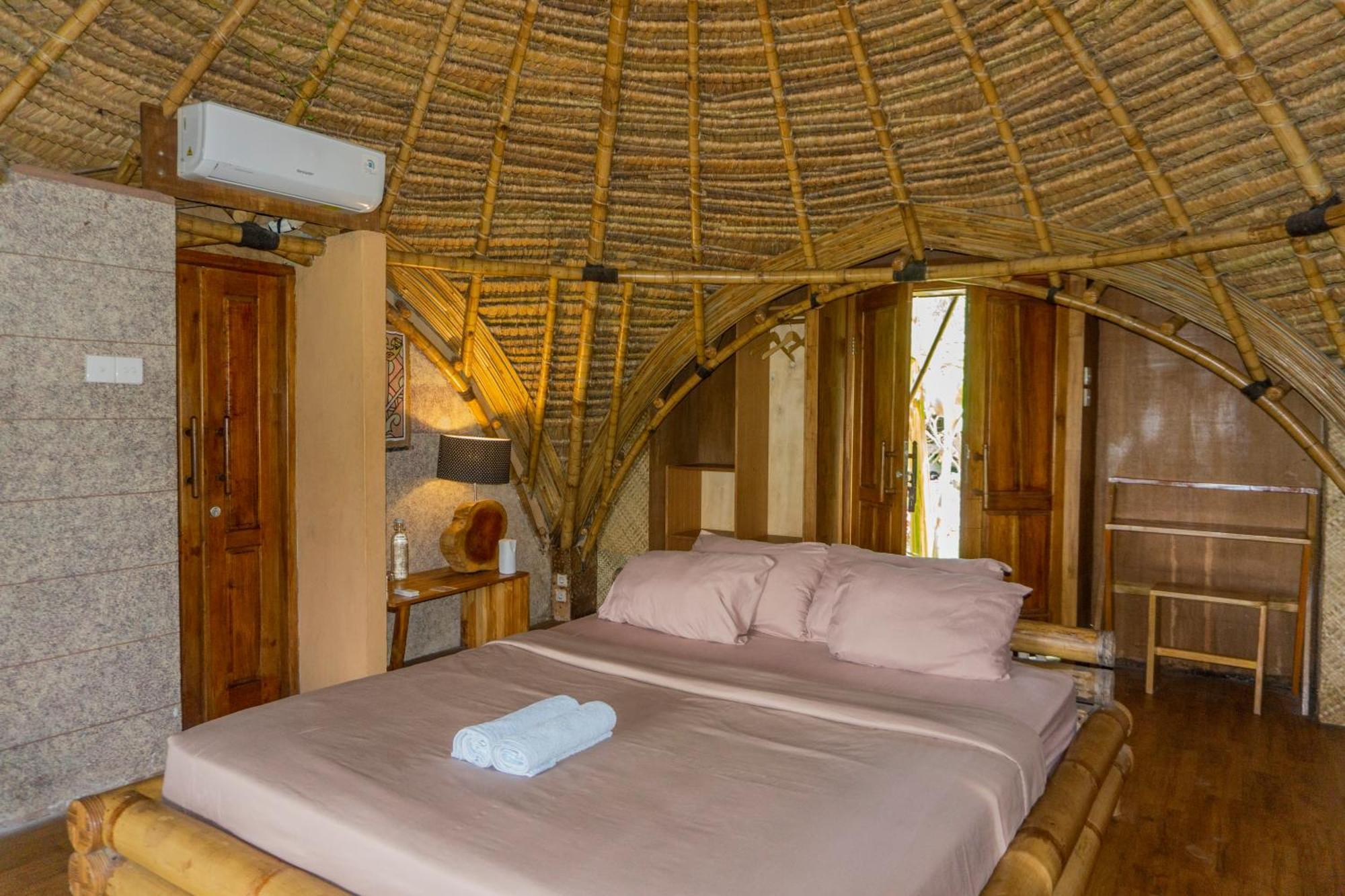 Aranka Tempasan Vila Sangyang Exterior foto